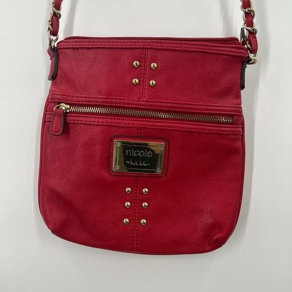 Nicole NICOLE MILLER 'Randy' Crossbody Handbag Purse - Red - Picture 3 of 7